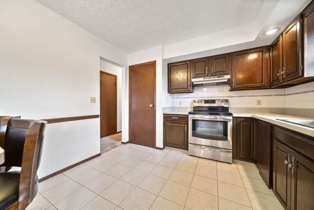 357 Highland Way, Worthington, OH 43085