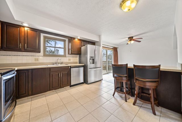 357 Highland Way, Worthington, OH 43085