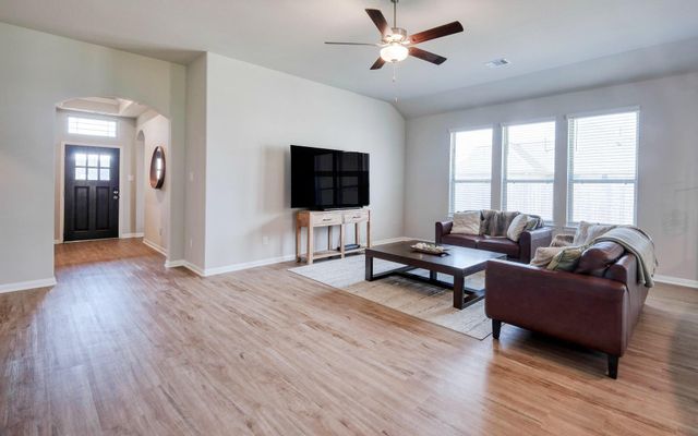 16747 Rockwall Street, Conroe, TX 77303