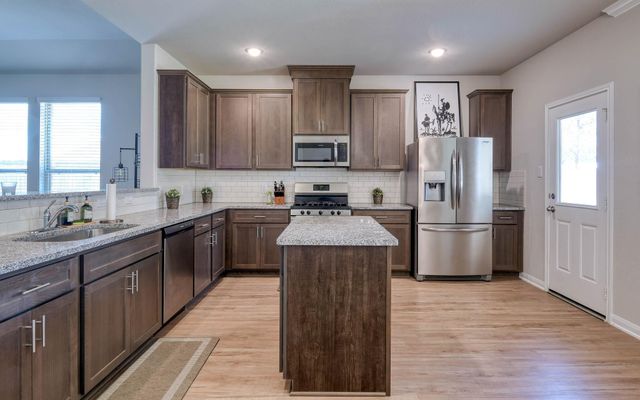 16747 Rockwall Street, Conroe, TX 77303