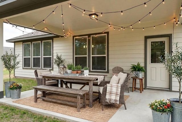 16747 Rockwall Street, Conroe, TX 77303