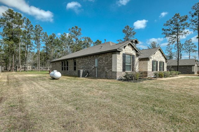 16747 Rockwall Street, Conroe, TX 77303