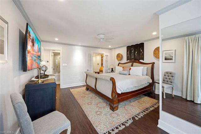 555 Park Shore DR B408, Naples, FL 34103