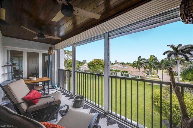 555 Park Shore DR B408, Naples, FL 34103