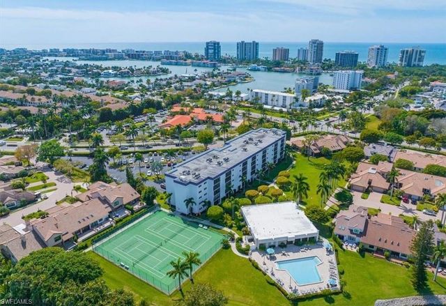 555 Park Shore DR B408, Naples, FL 34103