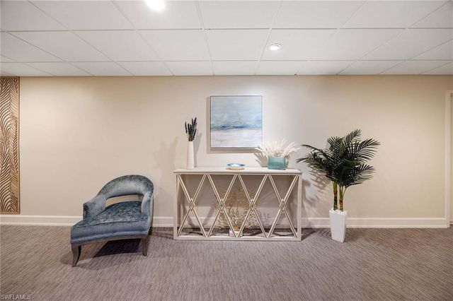 555 Park Shore DR B408, Naples, FL 34103