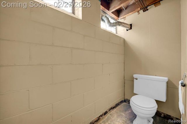 17127 Shaftsbury Avenue, Detroit, MI 48219