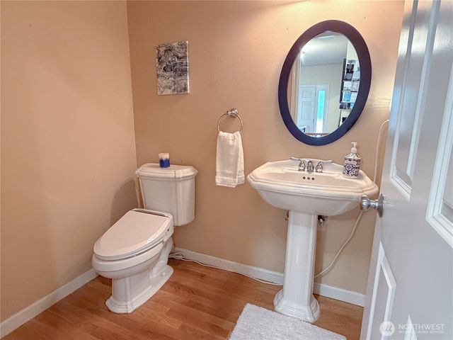 18709 68th Street E, Bonney Lake, WA 98391