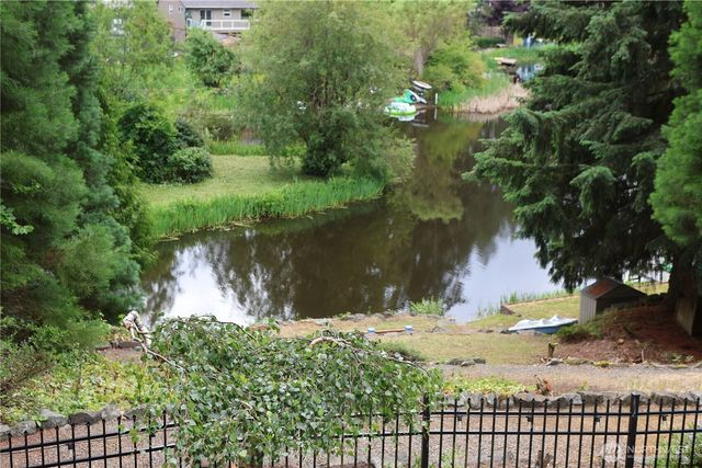18709 68th Street E, Bonney Lake, WA 98391