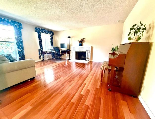 19959 Sea Gull Way, Saratoga, CA 95070