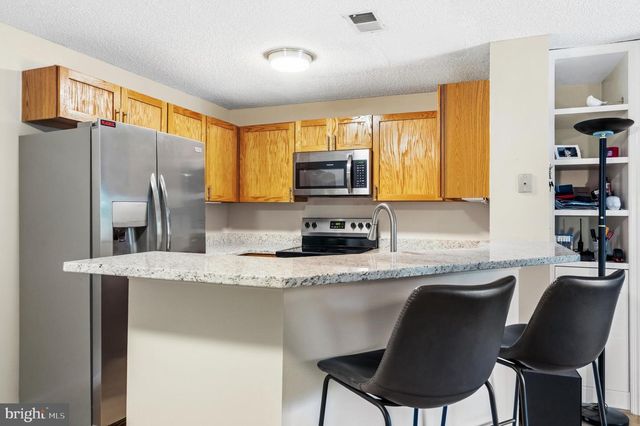 11705-C SUMMERCHASE CIR, Reston, VA 20194