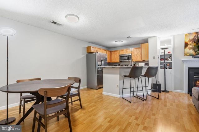 11705-C SUMMERCHASE CIR, Reston, VA 20194