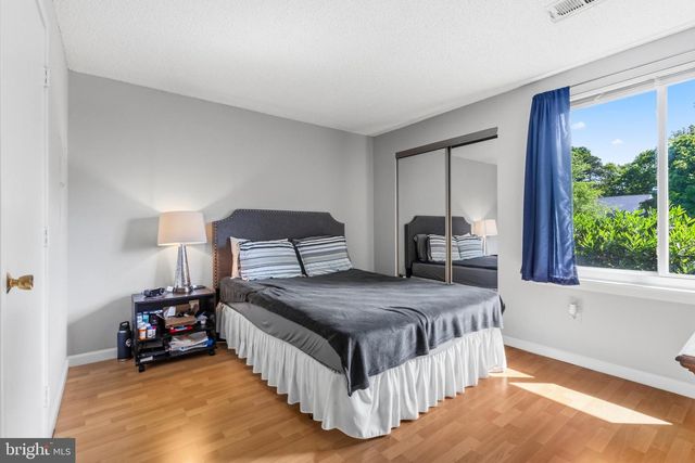 11705-C SUMMERCHASE CIR, Reston, VA 20194