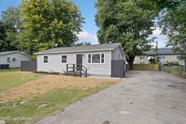124 Melody Ln, Louisville, KY 40229