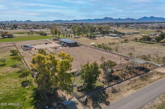185 W MARILYN Way, San Tan Valley, AZ 85140