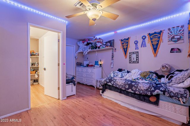 185 W MARILYN Way, San Tan Valley, AZ 85140