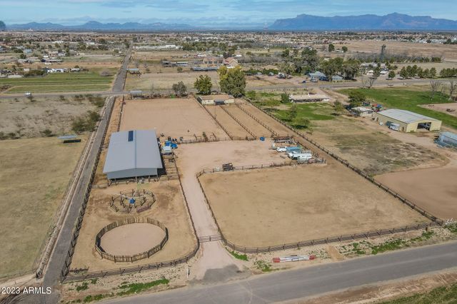 185 W MARILYN Way, San Tan Valley, AZ 85140