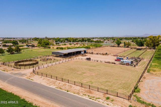 185 W MARILYN Way, San Tan Valley, AZ 85140