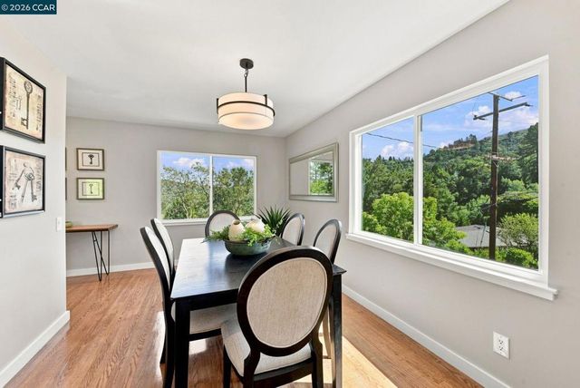 62 Claremont Ave, Orinda, CA 94563