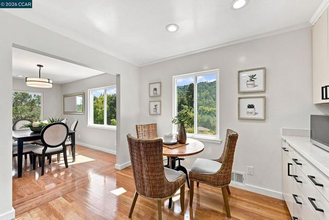 62 Claremont Ave, Orinda, CA 94563