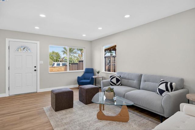 1277 Olivina Ave, Livermore, CA 94551