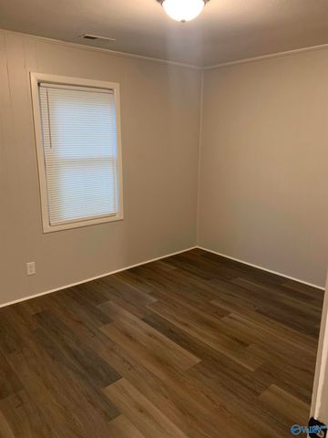3916 9th Avenue, Huntsville, AL 35805