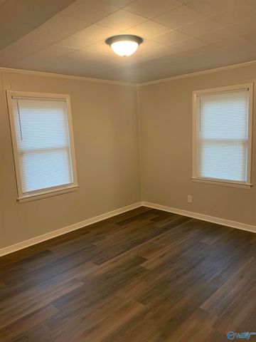 3916 9th Avenue, Huntsville, AL 35805