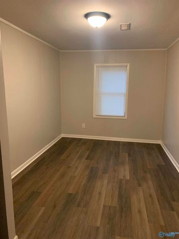 3916 9th Avenue, Huntsville, AL 35805