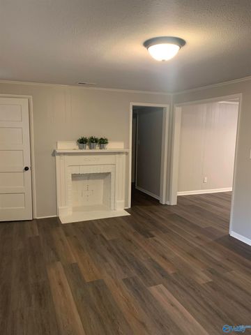 3916 9th Avenue, Huntsville, AL 35805