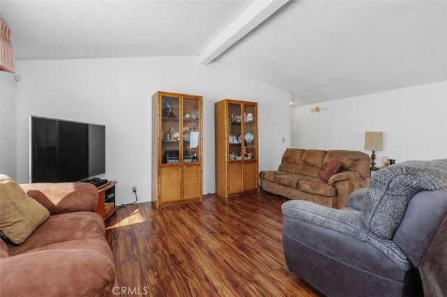 4080 Pedley 146, Riverside, CA 92509