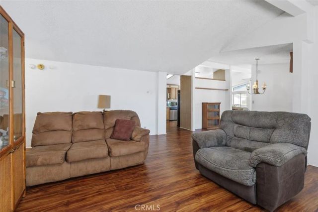 4080 Pedley 146, Riverside, CA 92509