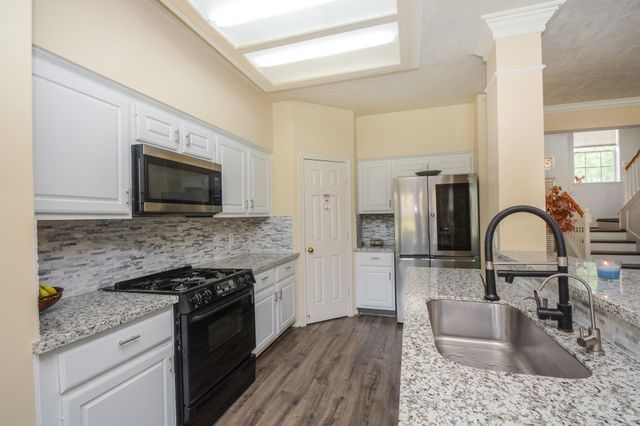 1631 Almond Brook Lane, Houston, TX 77062