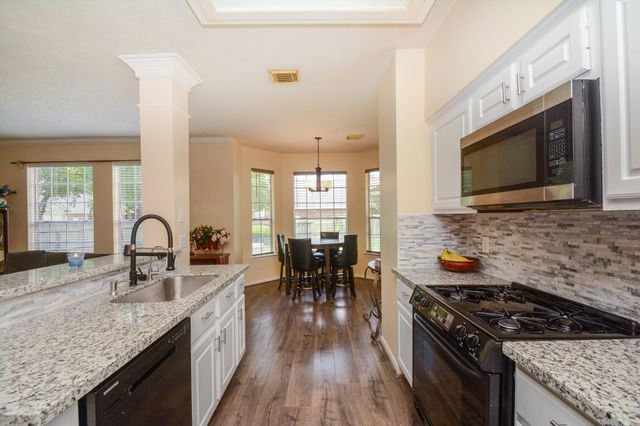 1631 Almond Brook Lane, Houston, TX 77062