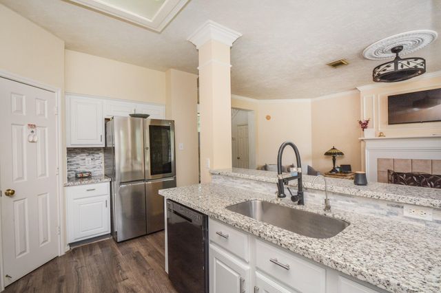 1631 Almond Brook Lane, Houston, TX 77062