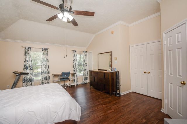 1631 Almond Brook Lane, Houston, TX 77062