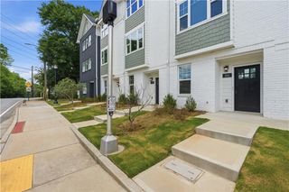 104 Mission Way SE, Atlanta, GA 30315
