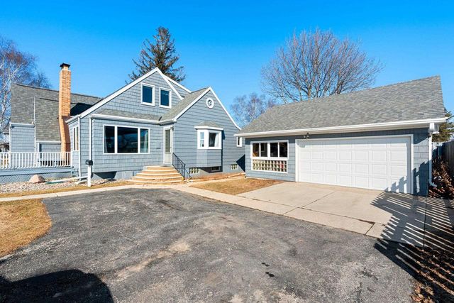 413 JEFFERSON STREET, Algoma, WI 54201