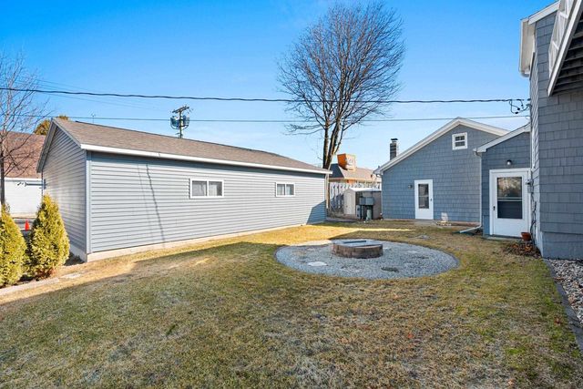 413 JEFFERSON STREET, Algoma, WI 54201