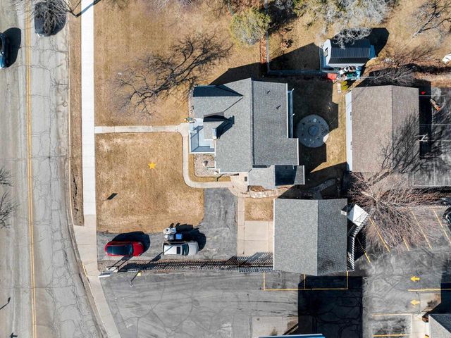 413 JEFFERSON STREET, Algoma, WI 54201