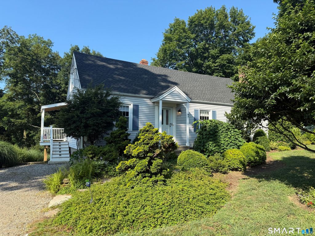 111 Mill Hill Road, Fairfield, CT 06824