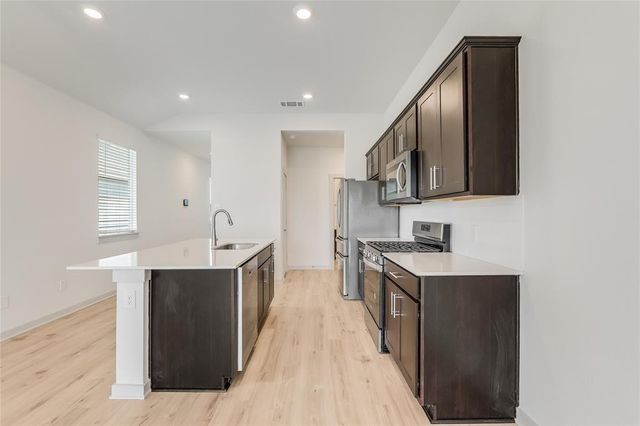 341 Wilshire RD, San Marcos, TX 78666