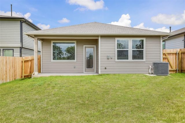 341 Wilshire RD, San Marcos, TX 78666