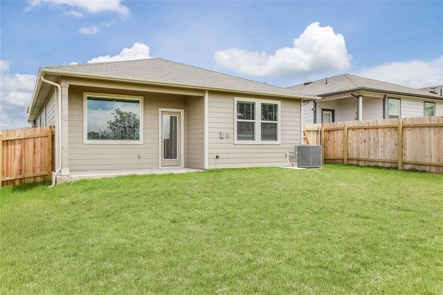 341 Wilshire RD, San Marcos, TX 78666