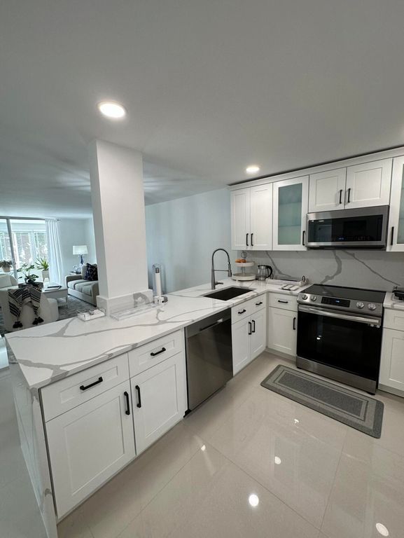 14773 Cumberland Drive 3010, Delray Beach, FL 33446
