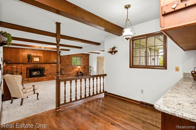 1675 Ledbury Drive, Bloomfield Hills, MI 48304