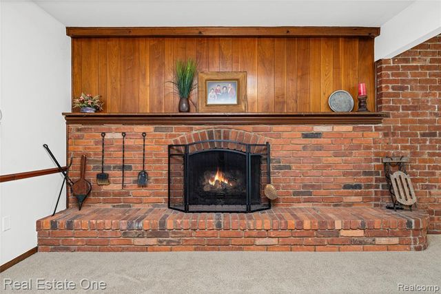 1675 Ledbury Drive, Bloomfield Hills, MI 48304