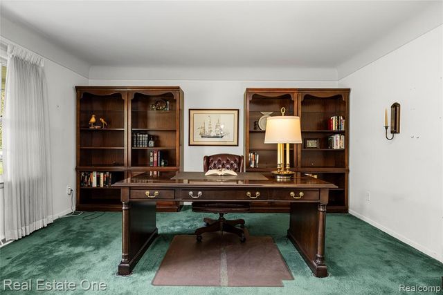 1675 Ledbury Drive, Bloomfield Hills, MI 48304