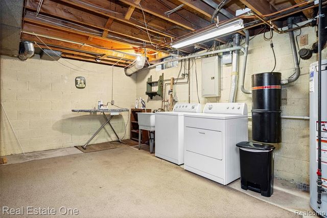 1675 Ledbury Drive, Bloomfield Hills, MI 48304