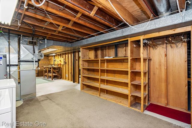 1675 Ledbury Drive, Bloomfield Hills, MI 48304