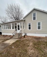 826 Elliott Avenue, Grand Haven, MI 49417